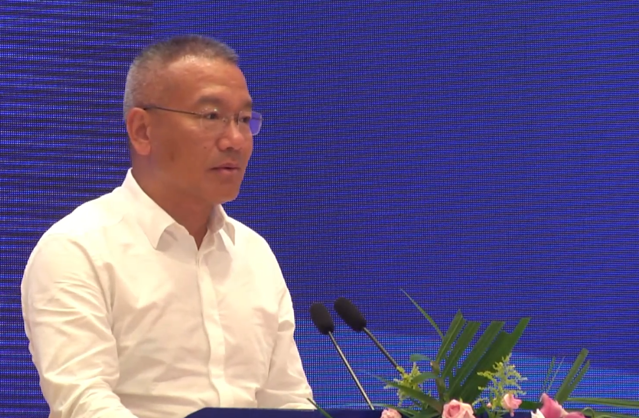 河北省人民政府副省長胡啟生發表致詞